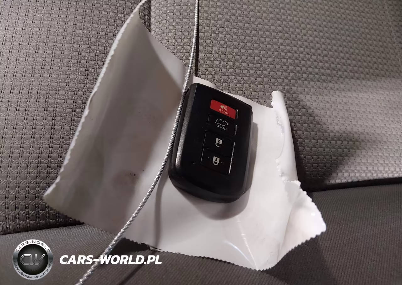 2016 Toyota Rav4 Hybrid Xle VIN:JTMRJREV4GD020042 - 11