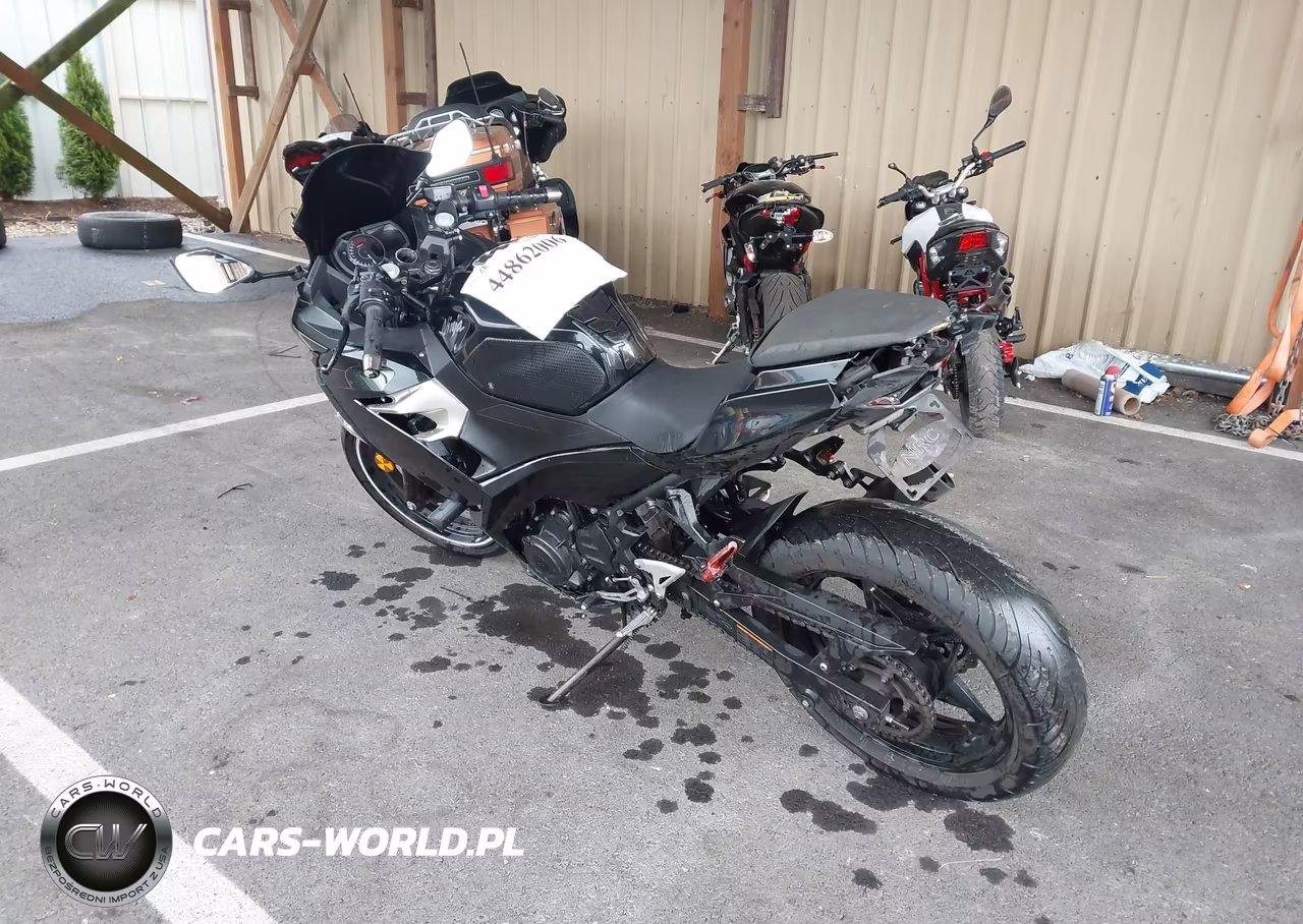 2018 Kawasaki Ex400 VIN:JKAEXKG15JDA04533 - 3
