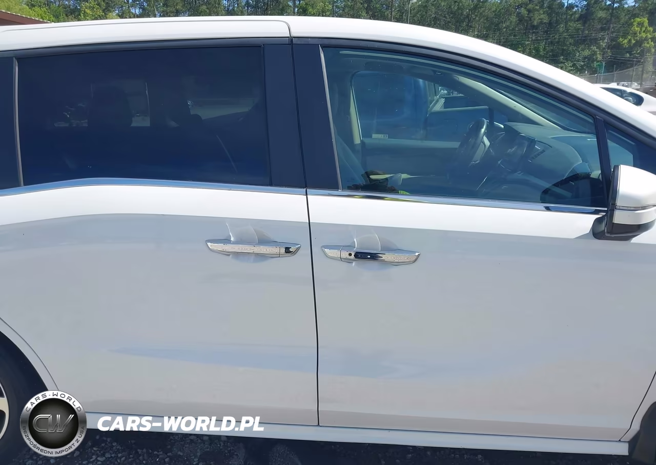 2023 Honda Odyssey Touring VIN:5FNRL6H81PB035864 - 13