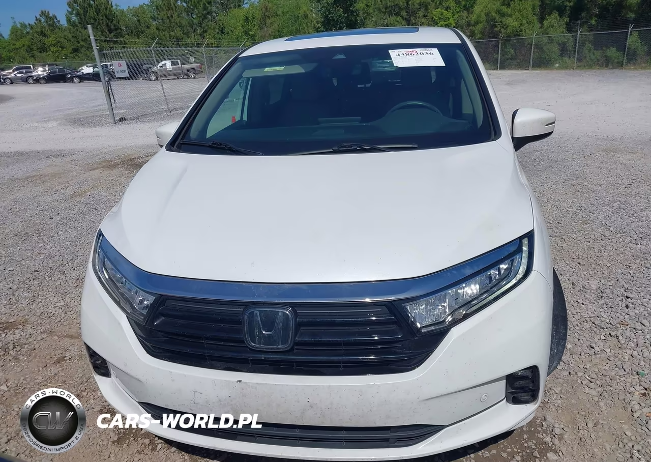 2023 Honda Odyssey Touring VIN:5FNRL6H81PB035864 - 6
