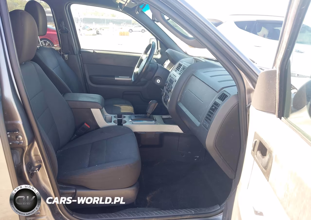 2012 Ford Escape Xlt VIN:1FMCU9DG9CKA64622 - 5