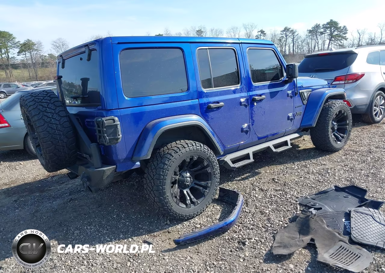 2020 Jeep Wrangler Unlimited North Edition 4X4 VIN:1C4HJXEN2LW261578 - 4