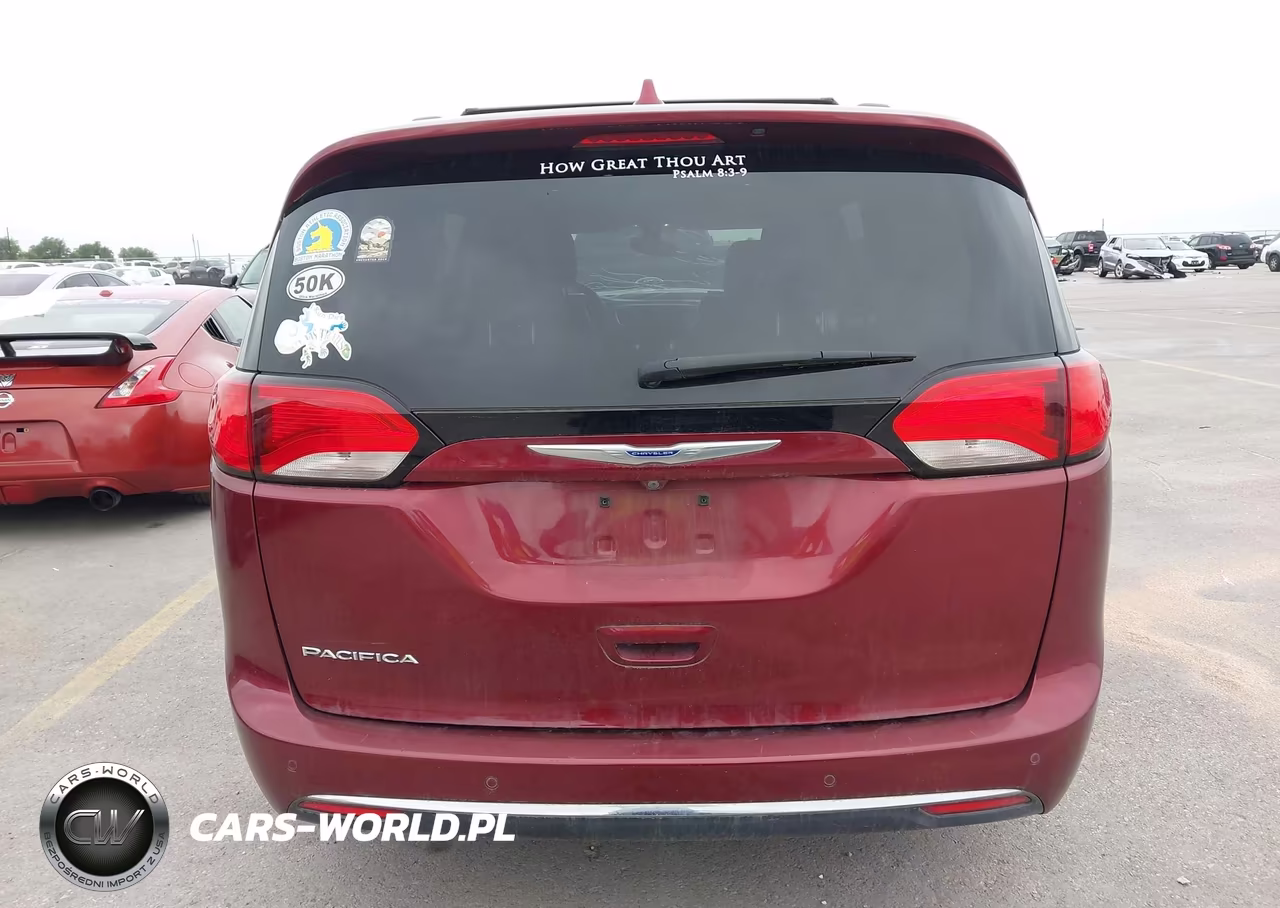 2019 Chrysler Pacifica Touring L VIN:2C4RC1BG2KR624745 - 15
