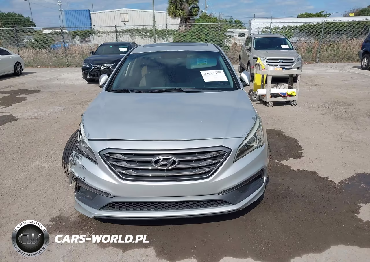 2017 Hyundai Sonata Sport VIN:5NPE34AF4HH592573 - 12