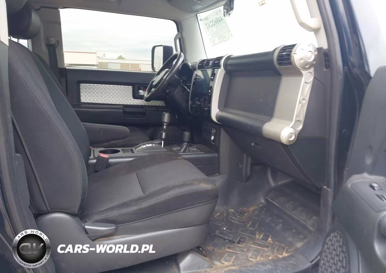 2007 Toyota Fj Cruiser VIN:JTEBU11F670064765 - 5
