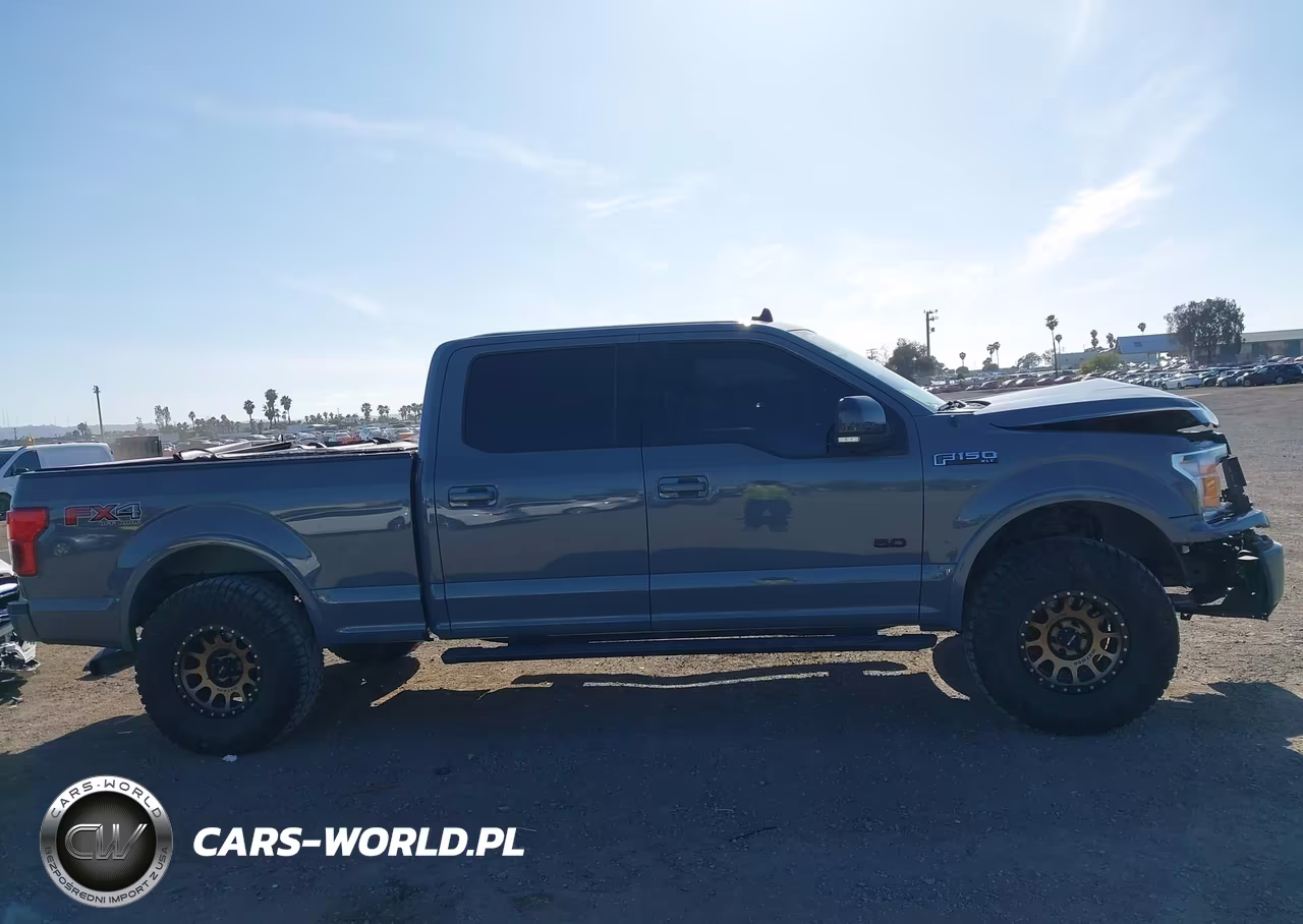 2020 Ford F-150 Xlt VIN:1FTFW1E57LKF10115 - 14