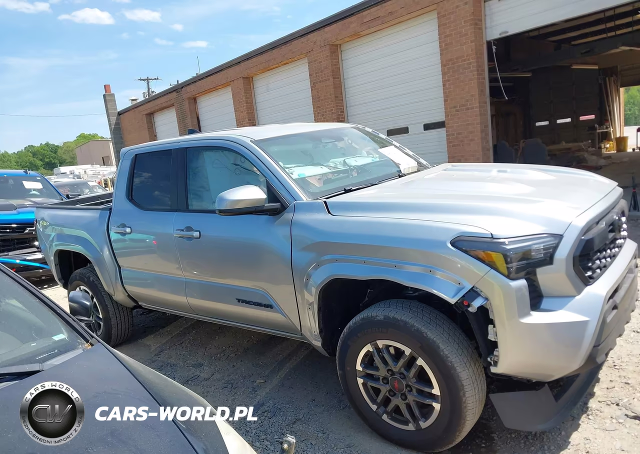 2026 Toyota Tacoma Hybrid Trd Sport VIN:3TYLC5LN7TT052725 - 13