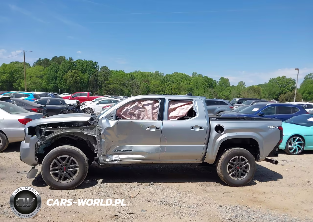 2026 Toyota Tacoma Hybrid Trd Sport VIN:3TYLC5LN7TT052725 - 14