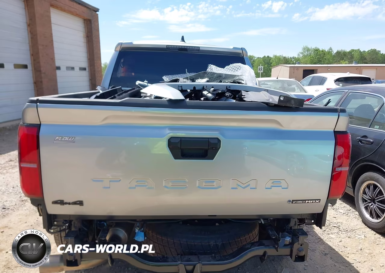 2026 Toyota Tacoma Hybrid Trd Sport VIN:3TYLC5LN7TT052725 - 16