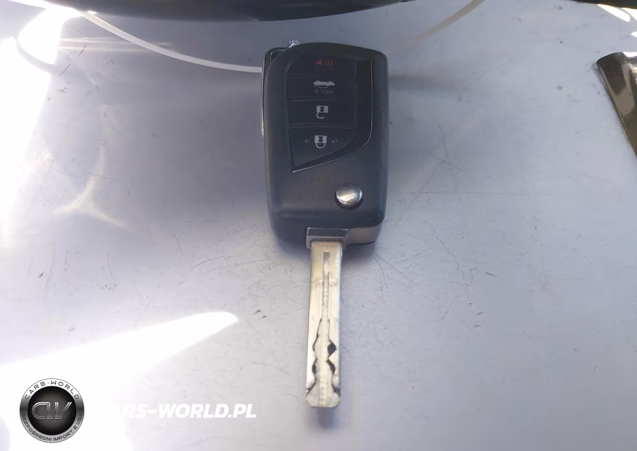 2020 Toyota Camry Se VIN:4T1G11AK4LU923124 - 11