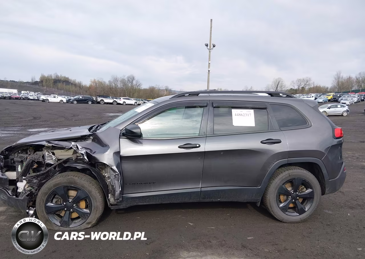 2017 Jeep Cherokee Altitude 4X4 VIN:1C4PJMAB9HW655592 - 14