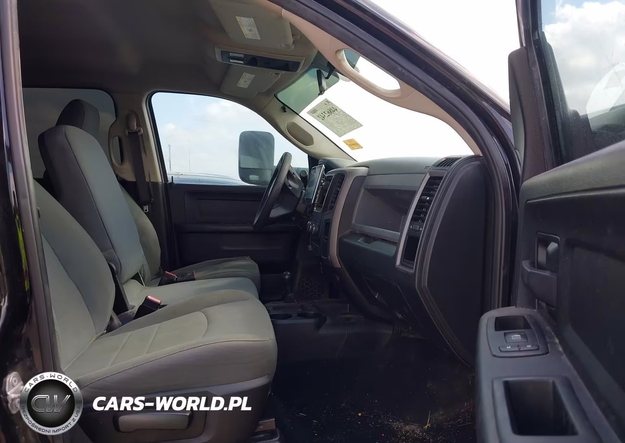 2018 Ram 2500 Tradesman 4X4 6'4 Box VIN:3C6UR5CL3JG378733 - 5