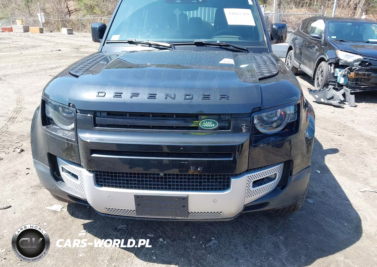 2023 Land Rover Defender 110 S VIN:SALEJ7EX6P2121799 - 12