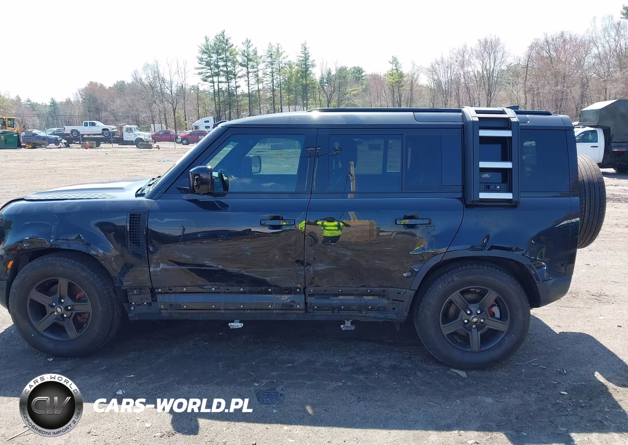 2023 Land Rover Defender 110 S VIN:SALEJ7EX6P2121799 - 14