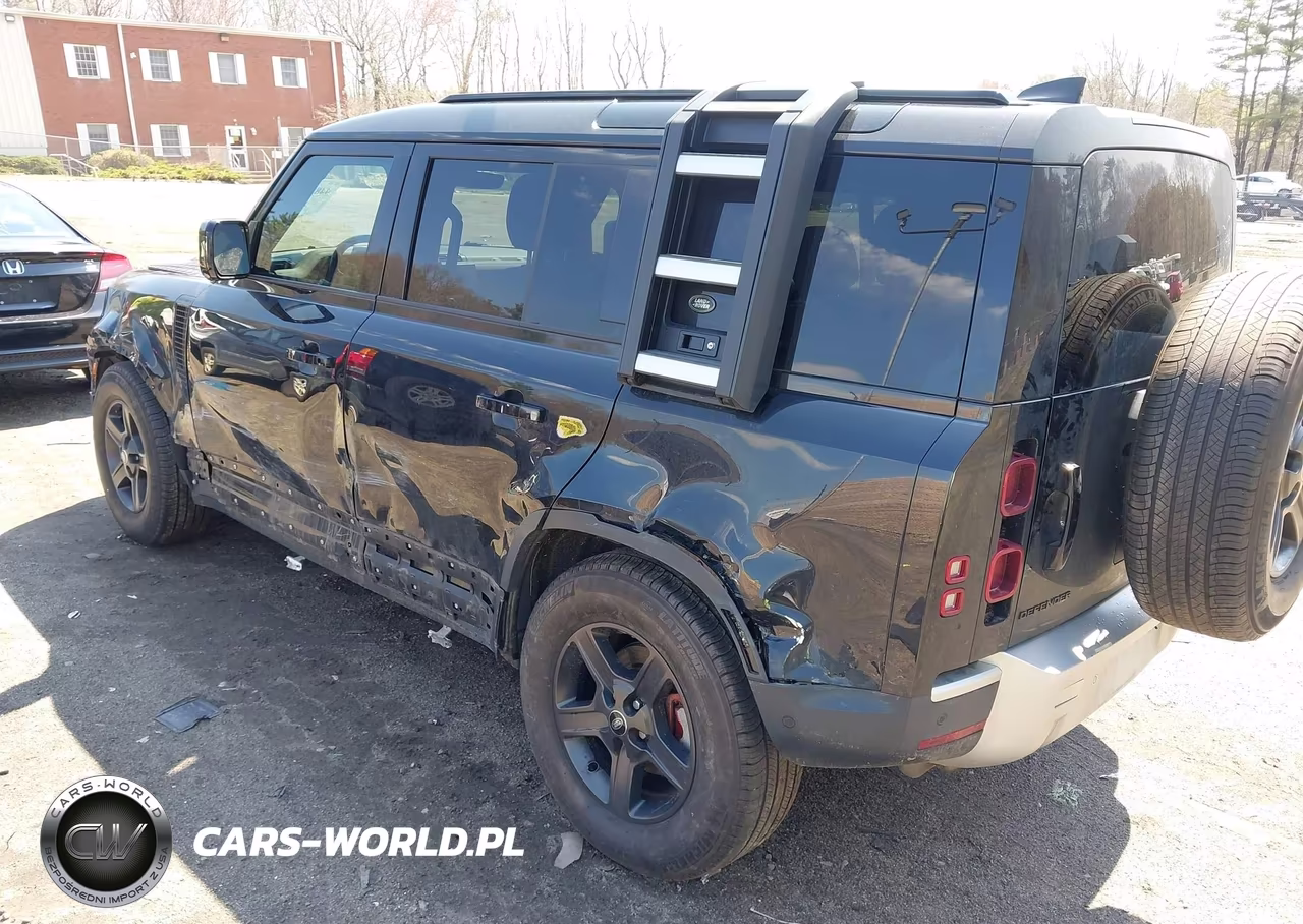 2023 Land Rover Defender 110 S VIN:SALEJ7EX6P2121799 - 3