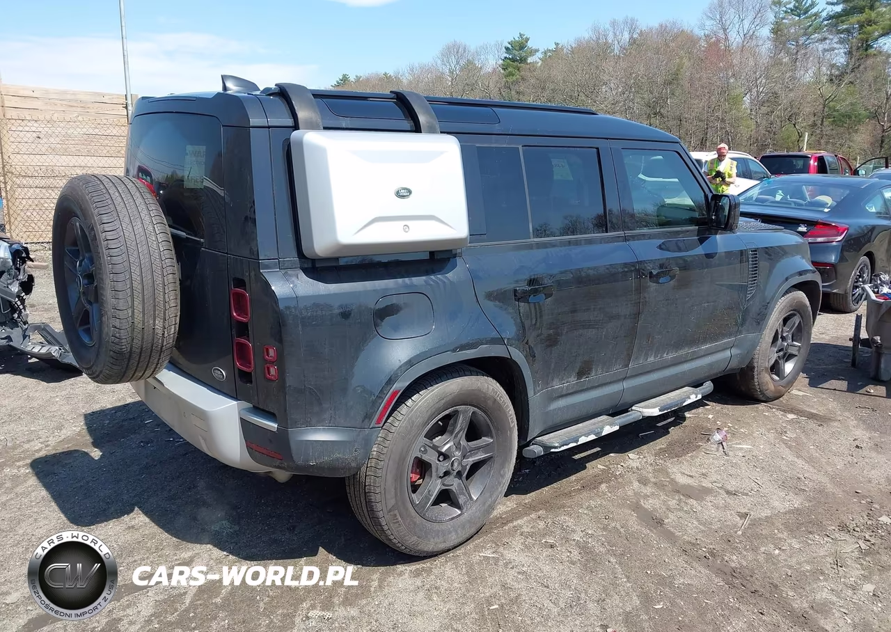 2023 Land Rover Defender 110 S VIN:SALEJ7EX6P2121799 - 4