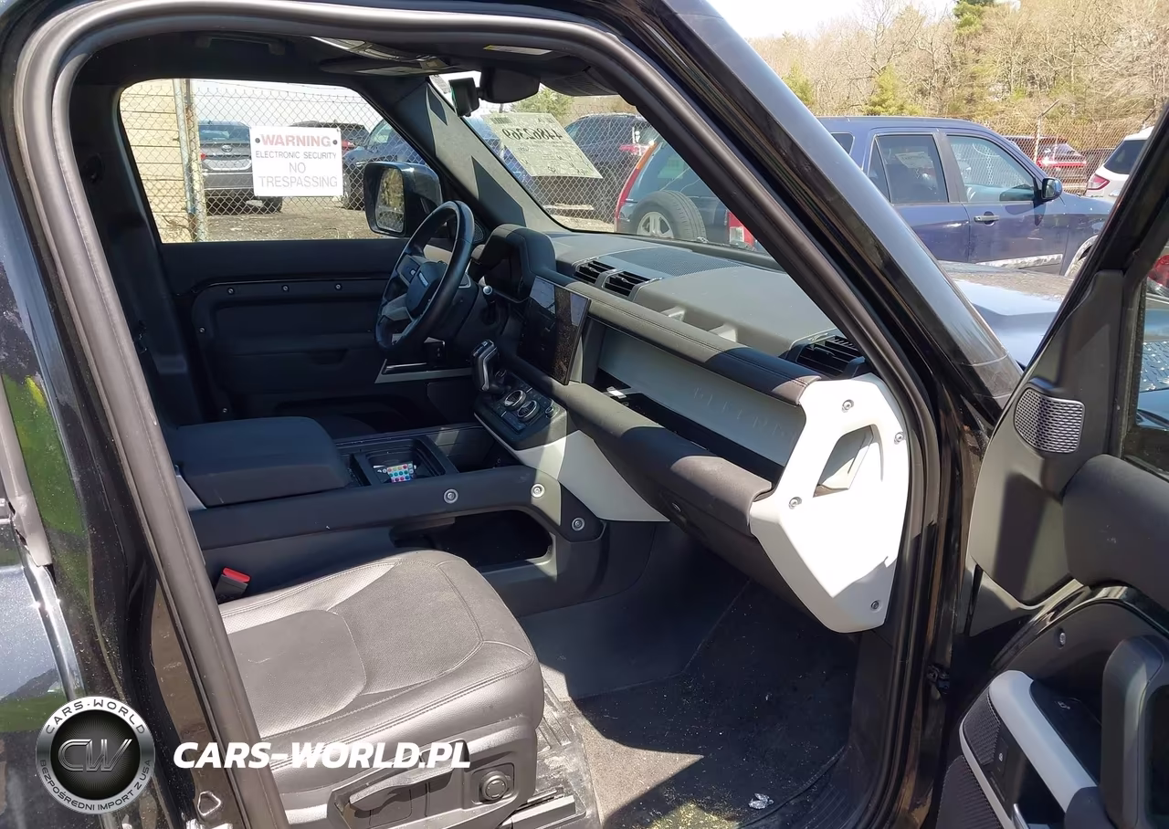 2023 Land Rover Defender 110 S VIN:SALEJ7EX6P2121799 - 5
