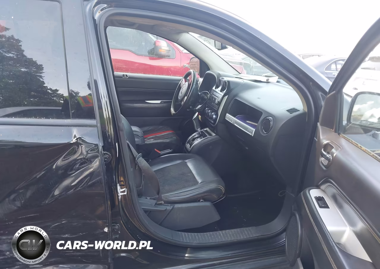 2016 Jeep Compass Latitude VIN:1C4NJDEB3GD757403 - 5