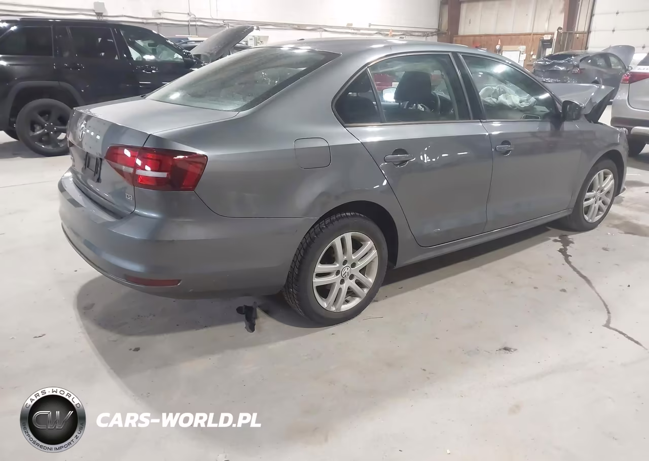 2018 Volkswagen Jetta 1.4T S VIN:3VW2B7AJ0JM263698 - 4