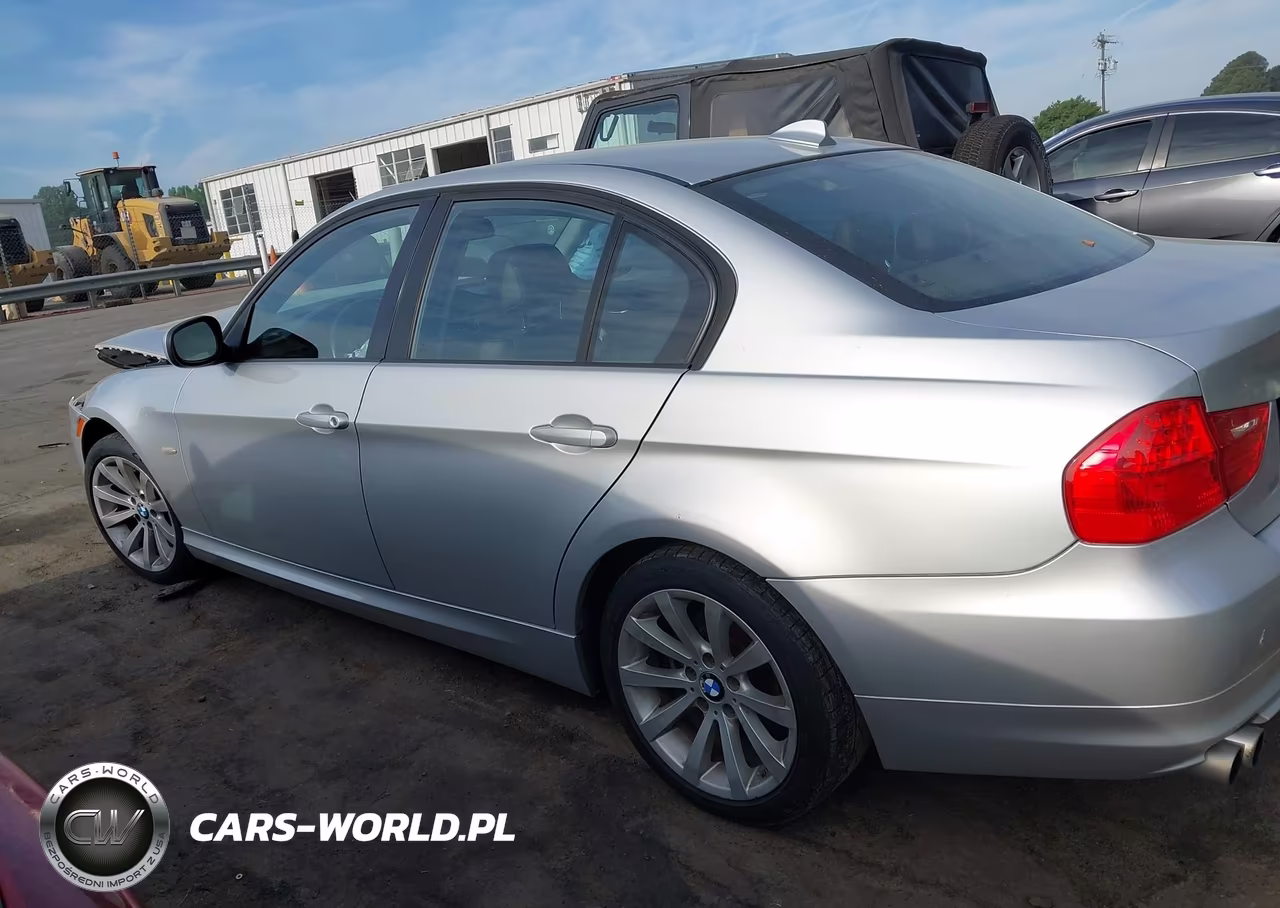2011 BMW 328I VIN:WBAPH7C57BE683678 - 14