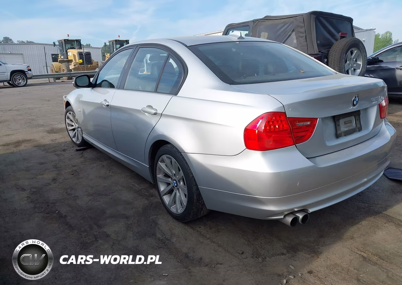 2011 BMW 328I VIN:WBAPH7C57BE683678 - 3