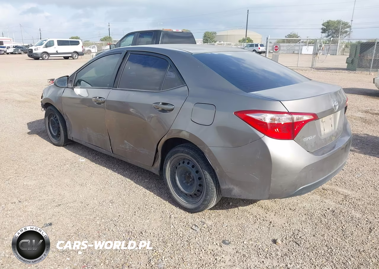 2017 Toyota Corolla Le VIN:2T1BURHE5HC929846 - 3