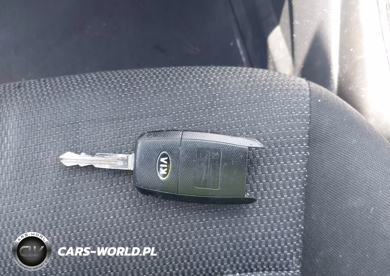 2017 Kia Forte Lx VIN:3KPFK4A79HE064158 - 11