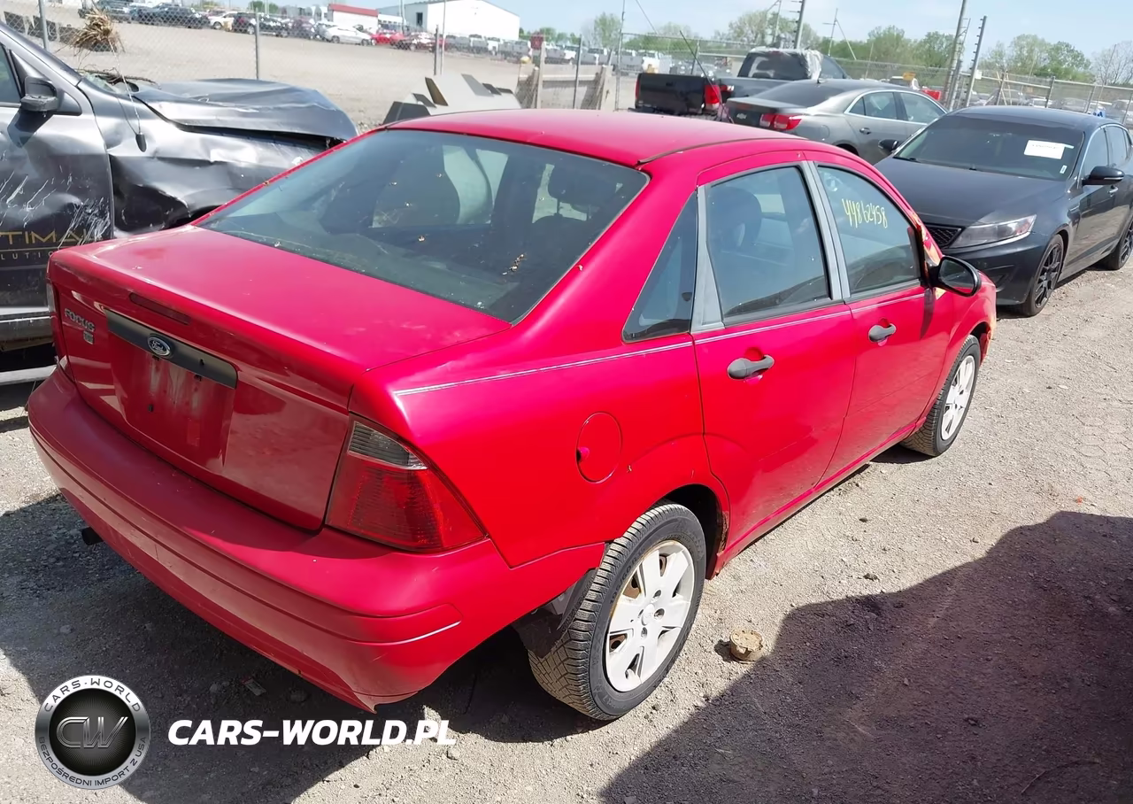 2007 Ford Focus S-Se-Ses VIN:1FAFP34N27W361451 - 4
