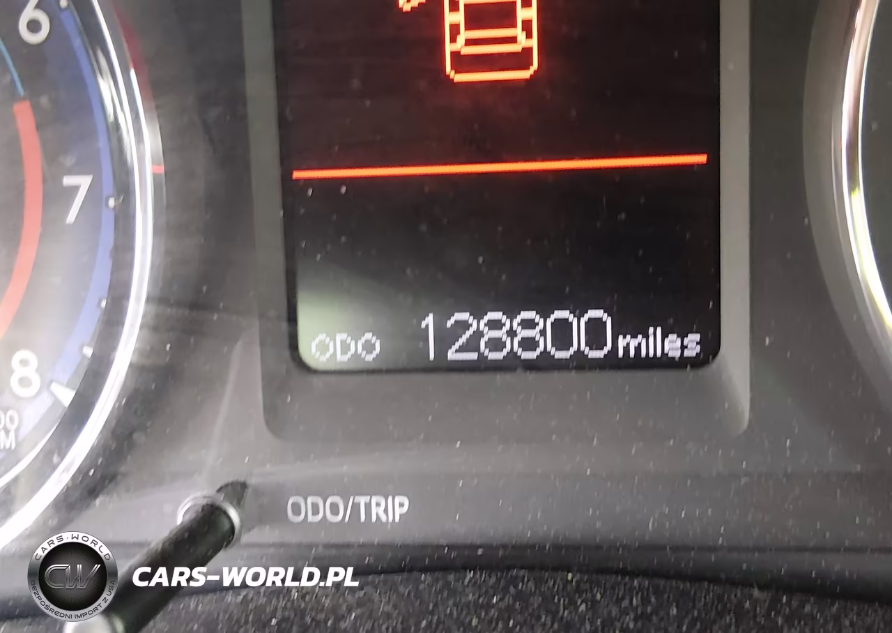 2018 Toyota Corolla Le VIN:5YFBURHE4JP803645 - 15