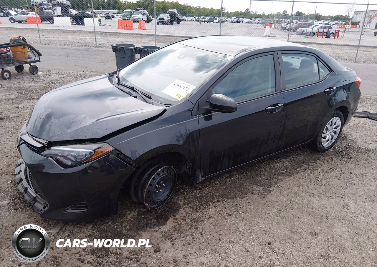 2018 Toyota Corolla Le VIN:5YFBURHE4JP803645 - 2