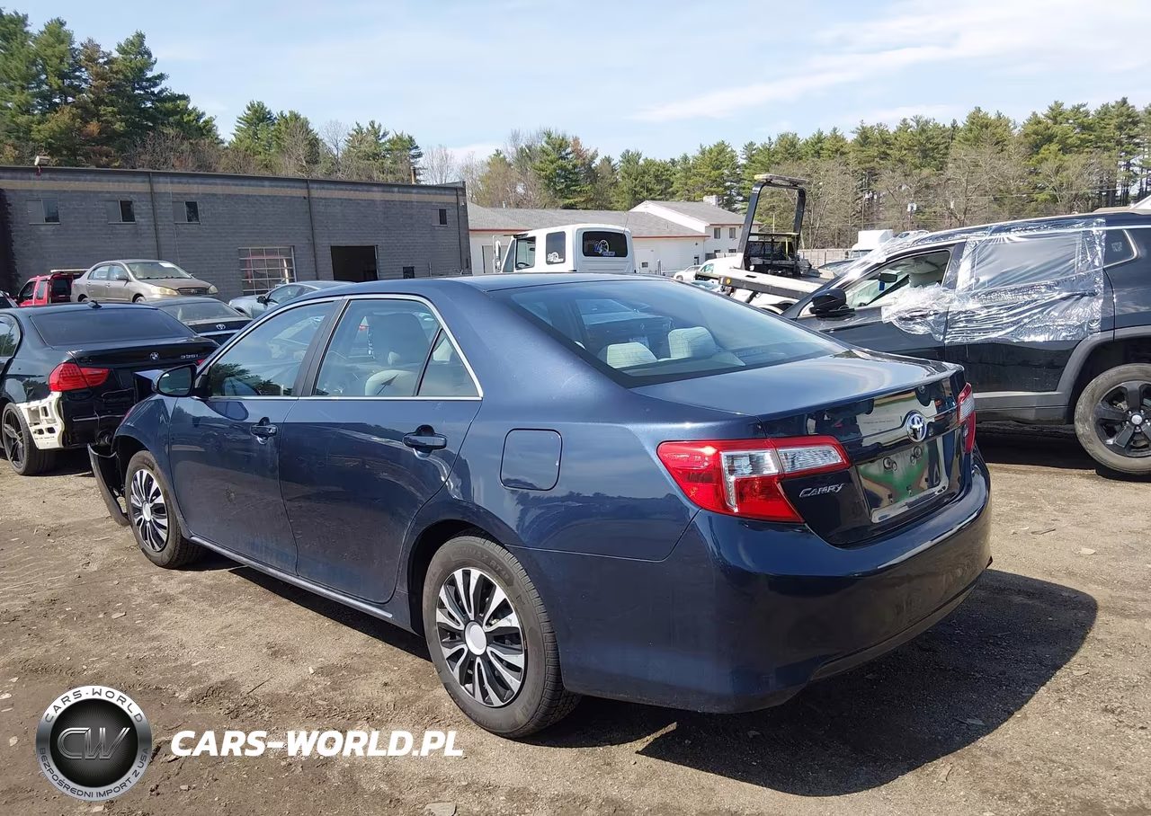 2014 Toyota Camry Le VIN:4T4BF1FK9ER397697 - 3