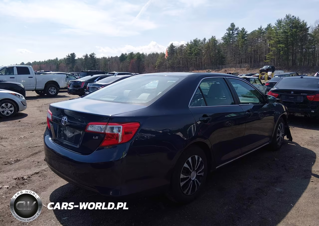 2014 Toyota Camry Le VIN:4T4BF1FK9ER397697 - 4