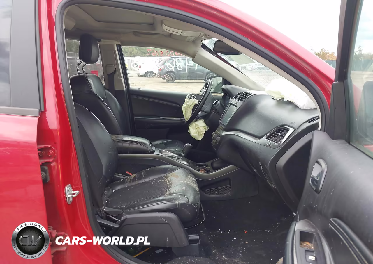 2020 Dodge Journey Crossroad VIN:3C4PDCGB9LT263932 - 5