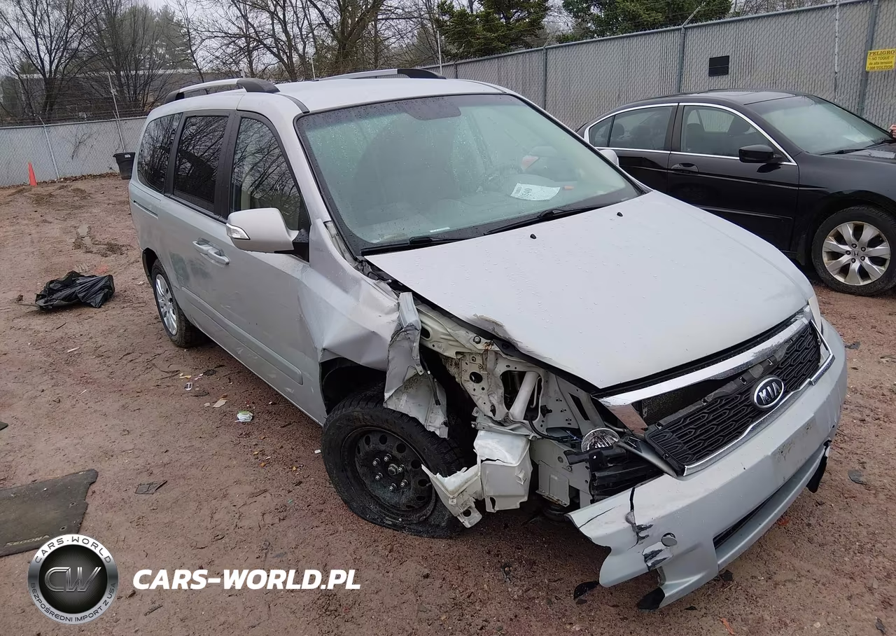2012 Kia Sedona Lx