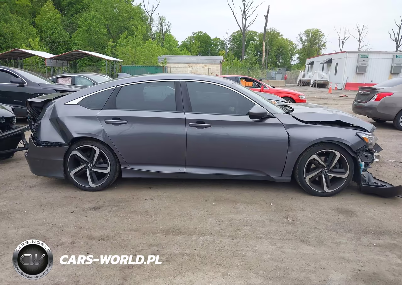 2018 Honda Accord Sport VIN:1HGCV1F37JA259409 - 13