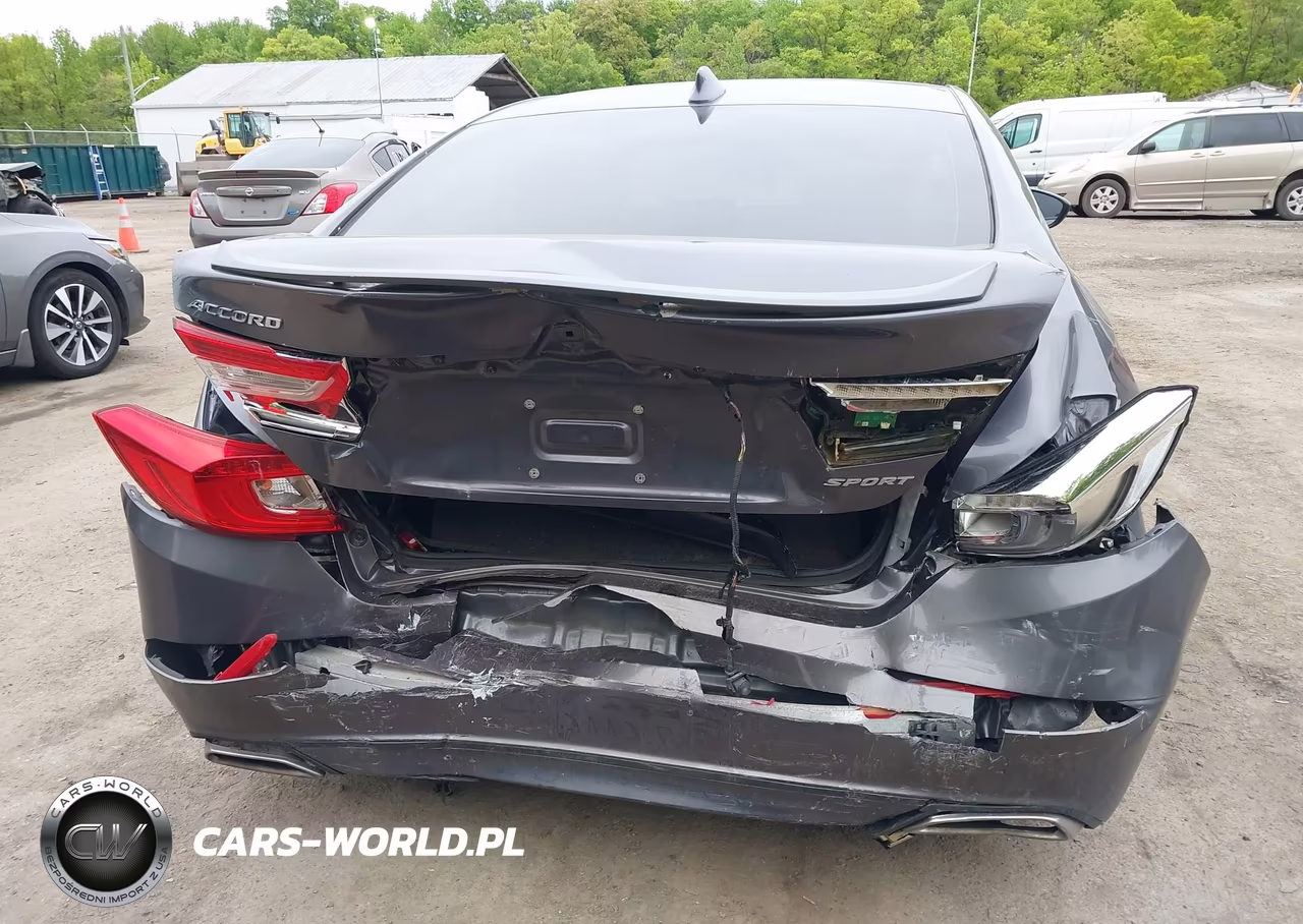 2018 Honda Accord Sport VIN:1HGCV1F37JA259409 - 16