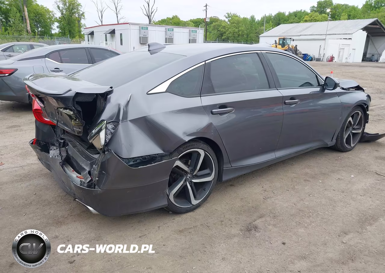2018 Honda Accord Sport VIN:1HGCV1F37JA259409 - 4