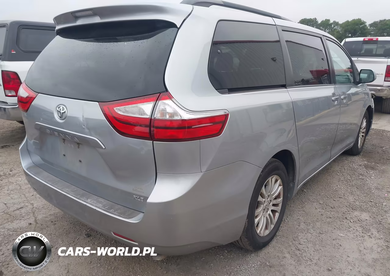 2016 Toyota Sienna Xle 8 Passenger VIN:5TDYK3DC8GS692485 - 4
