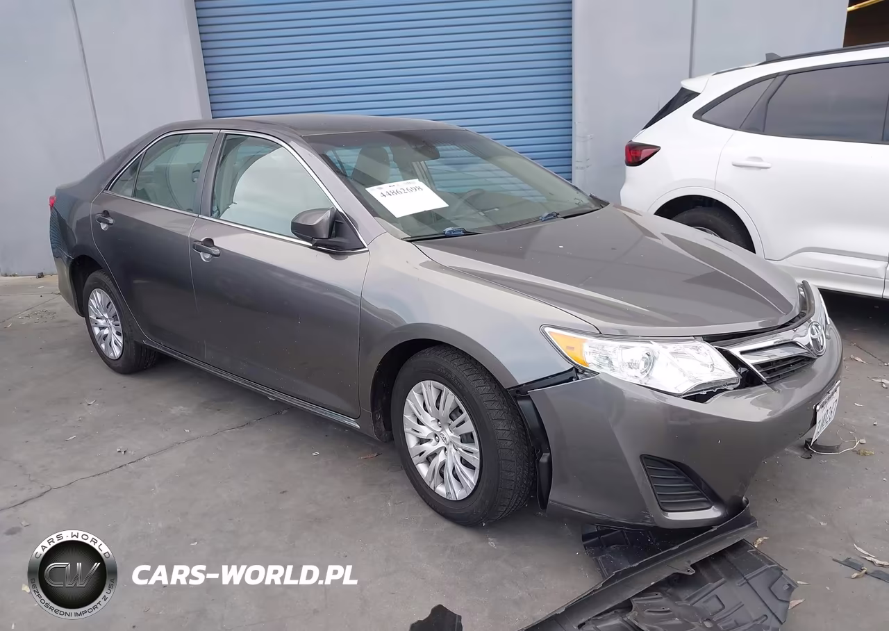 2014 Toyota Camry Le