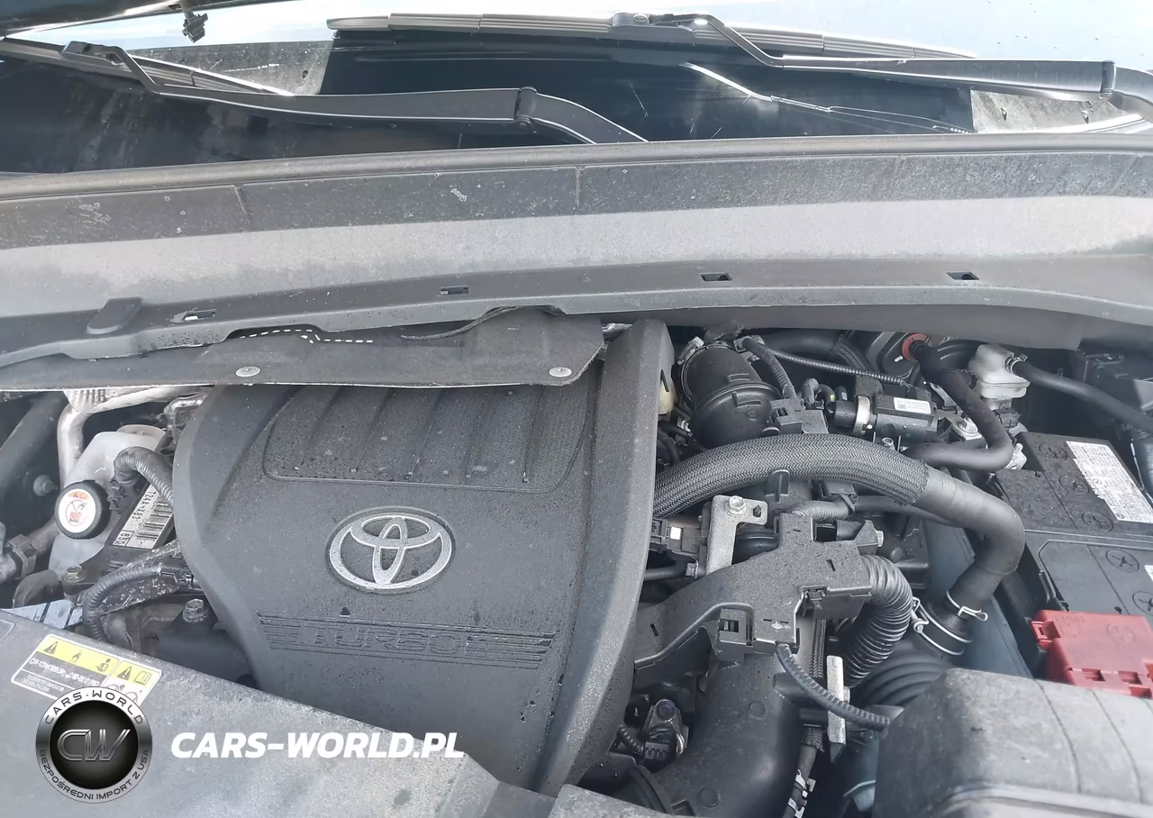 2024 Toyota Grand Highlander Xle VIN:5TDAAAB51RS057804 - 10
