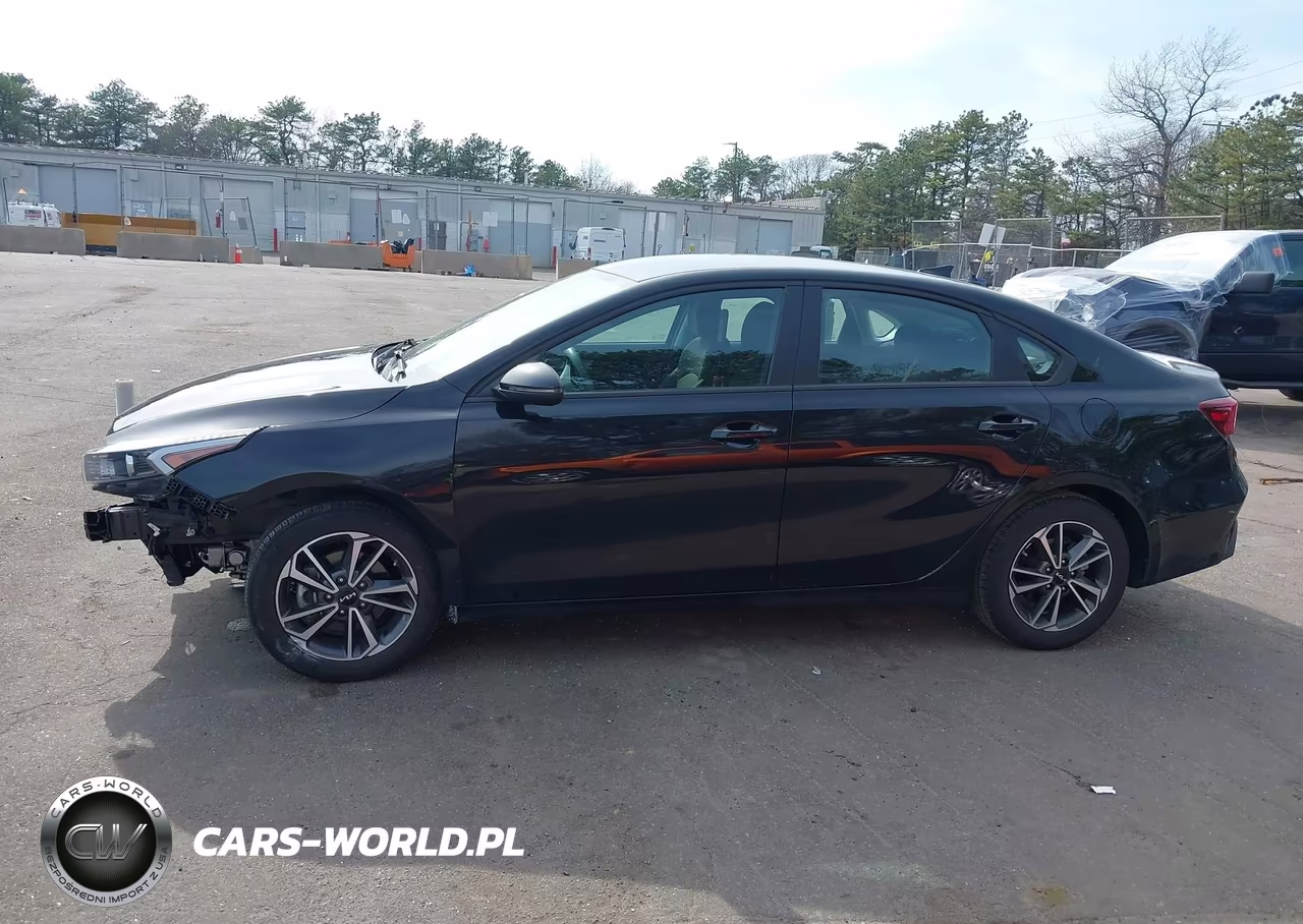 2023 Kia Forte Lxs VIN:3KPF24AD8PE642447 - 15