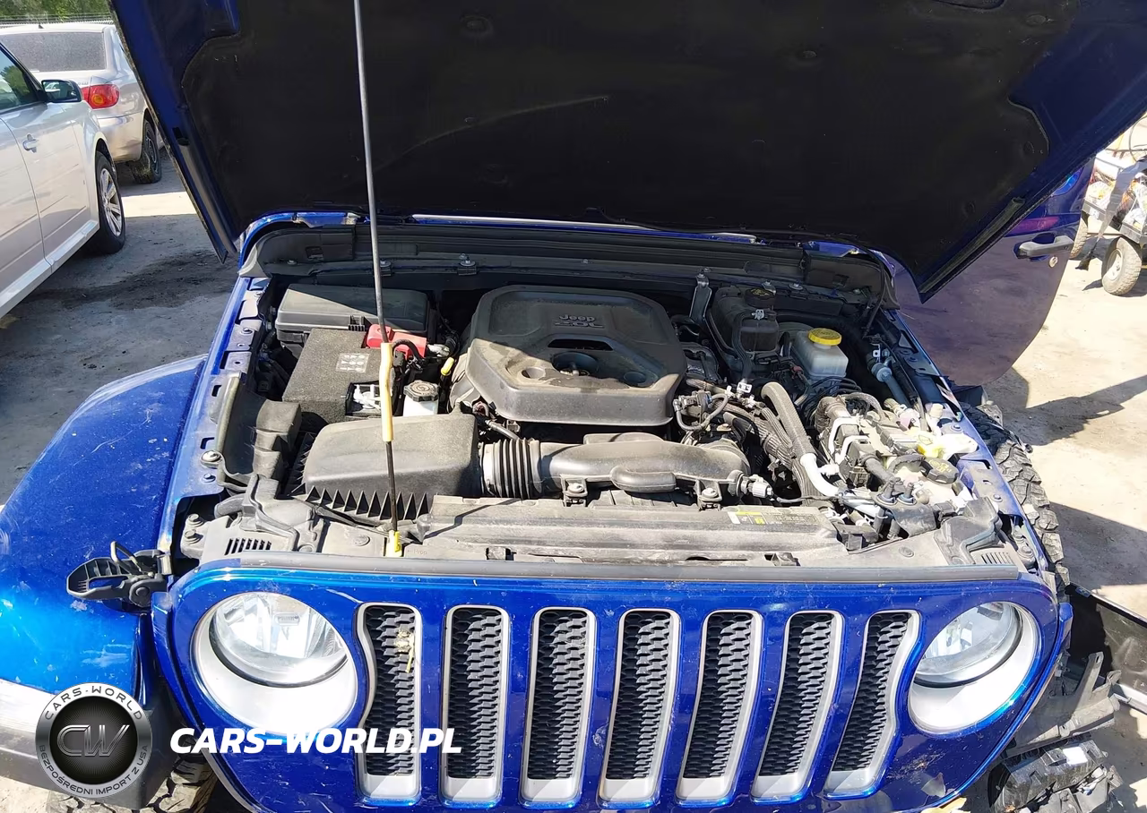 2019 Jeep Wrangler Unlimited Sahara 4X4 VIN:1C4HJXEN5KW520353 - 10