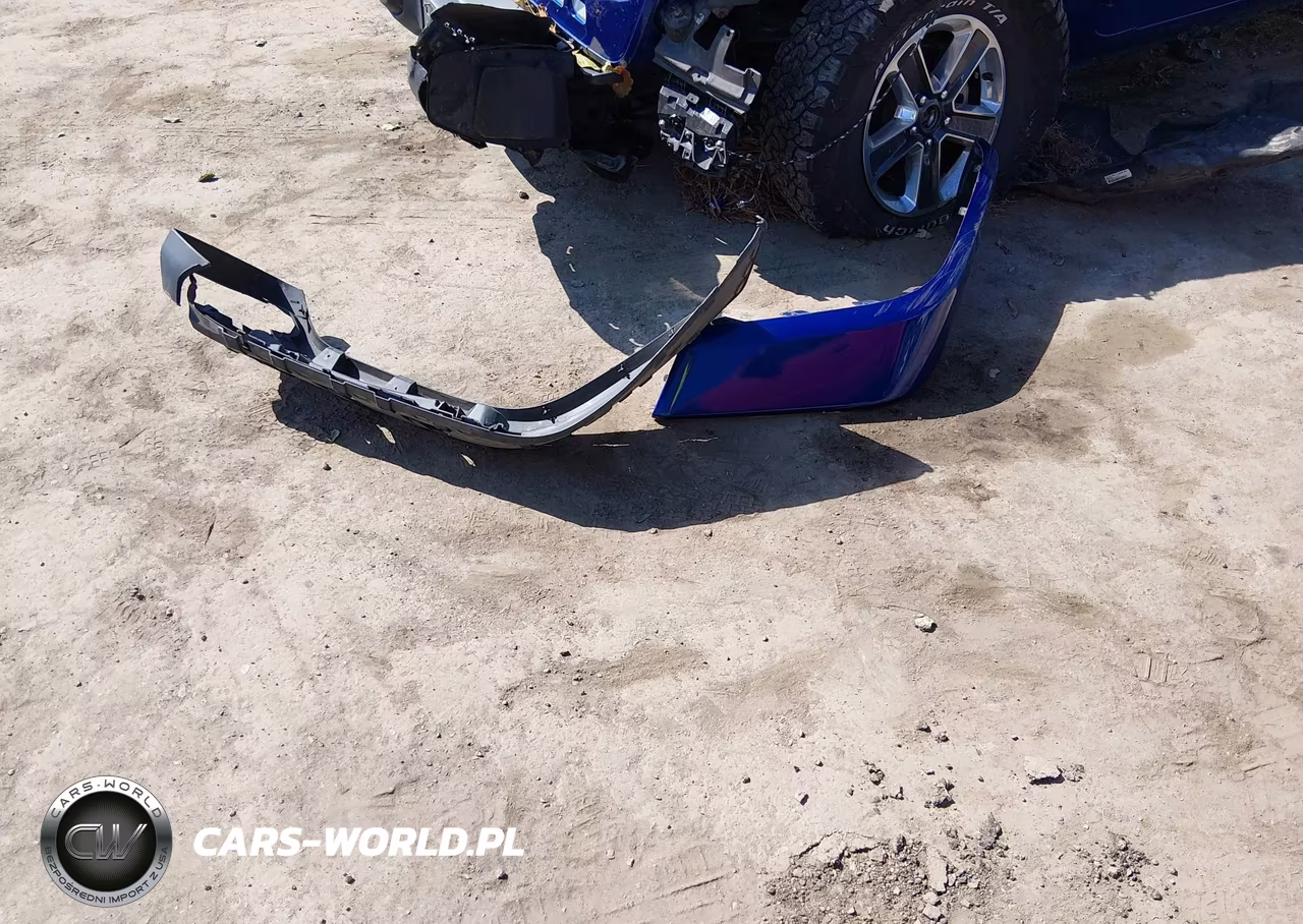 2019 Jeep Wrangler Unlimited Sahara 4X4 VIN:1C4HJXEN5KW520353 - 12
