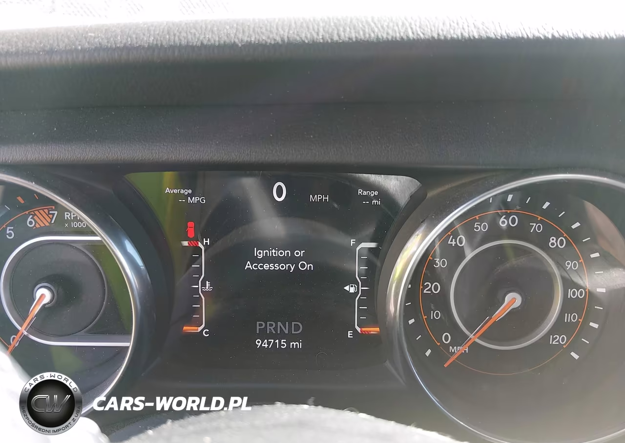 2019 Jeep Wrangler Unlimited Sahara 4X4 VIN:1C4HJXEN5KW520353 - 7