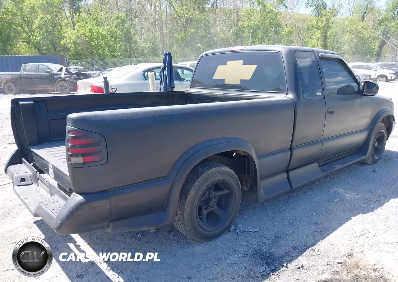 1996 Chevrolet S Truck S10 VIN:1GCCS1942T8186276 - 4