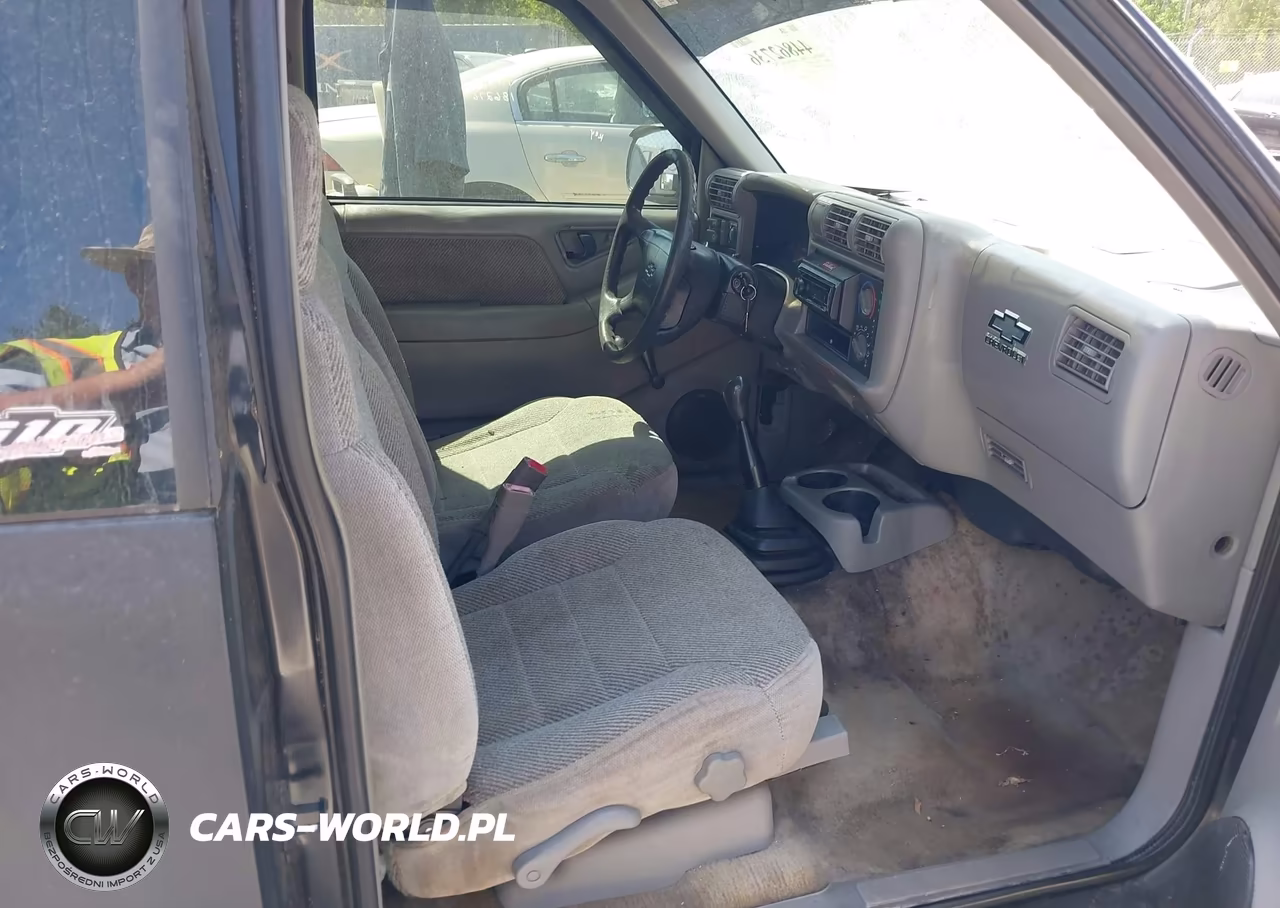 1996 Chevrolet S Truck S10 VIN:1GCCS1942T8186276 - 5