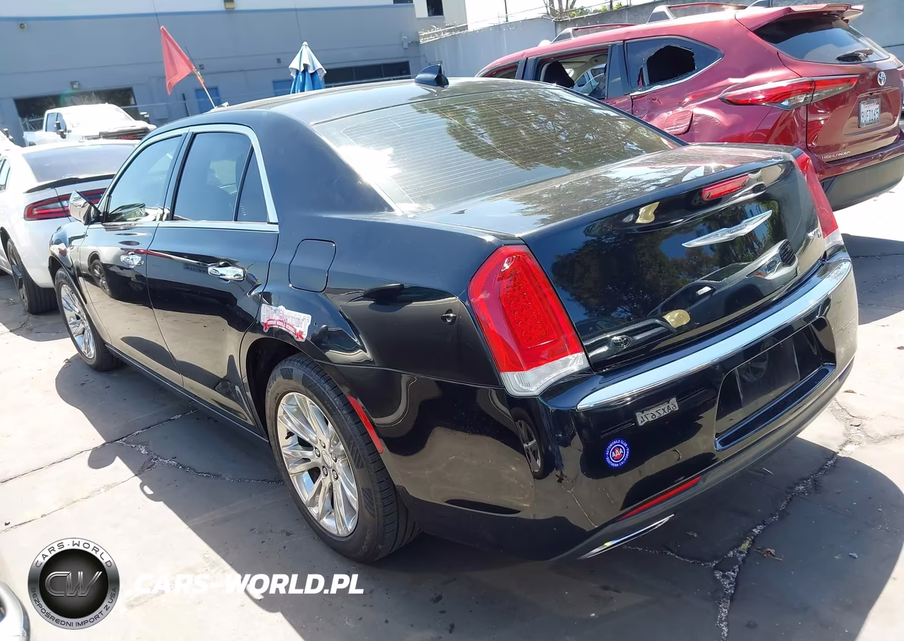 2016 Chrysler 300C VIN:2C3CCAEG9GH342525 - 3