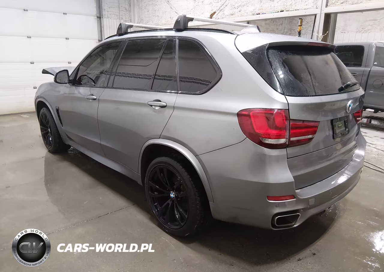 2018 BMW X5 xDrive35I VIN:5UXKR0C55J0Y03716 - 3