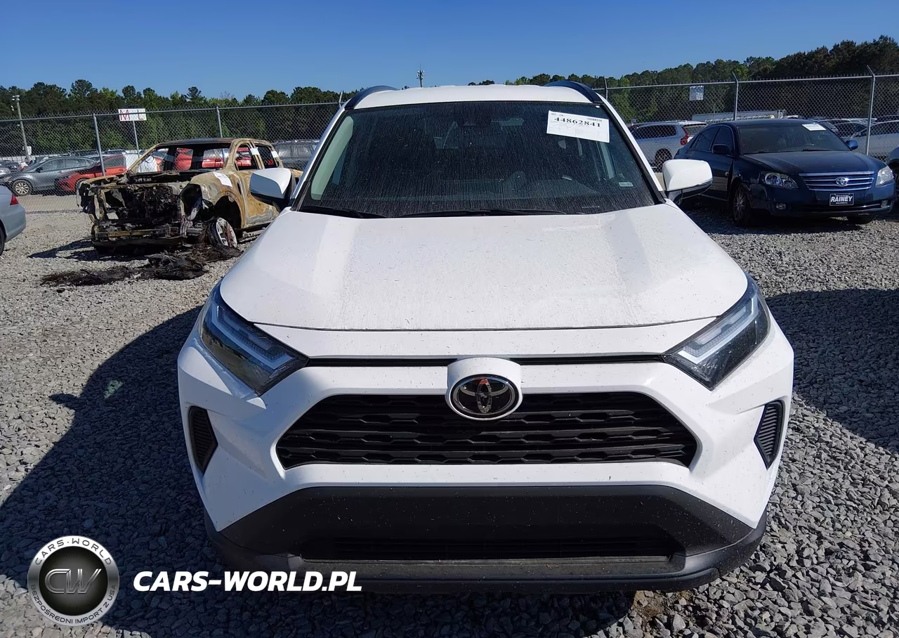 2025 Toyota Rav4 Xle VIN:2T3W1RFV8SC327051 - 12