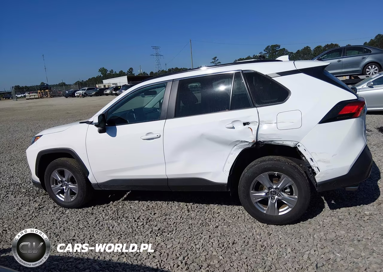 2025 Toyota Rav4 Xle VIN:2T3W1RFV8SC327051 - 14